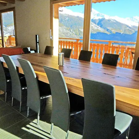 Comfortable Holiday In Near Ski Area *