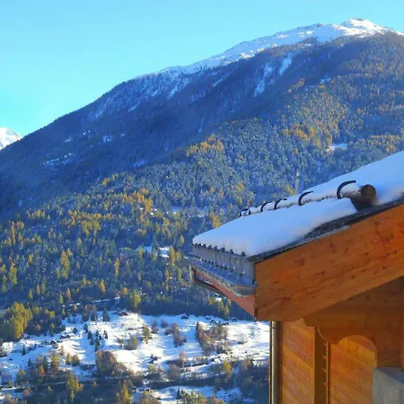 Comfortable Holiday In Near Ski Area Сasa de vacaciones Hérémence